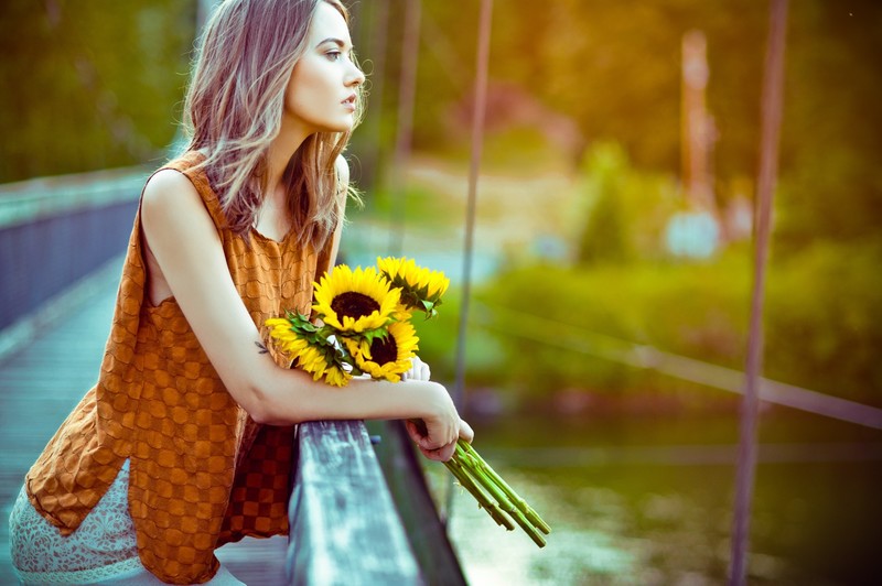 love, girl, sad, alone, flowers