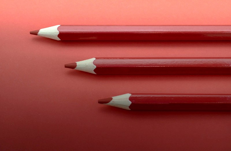 crayons, red