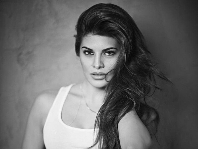 jacqueline fernandez, indian celebrities, girls, desi girls, monochrome, black and white