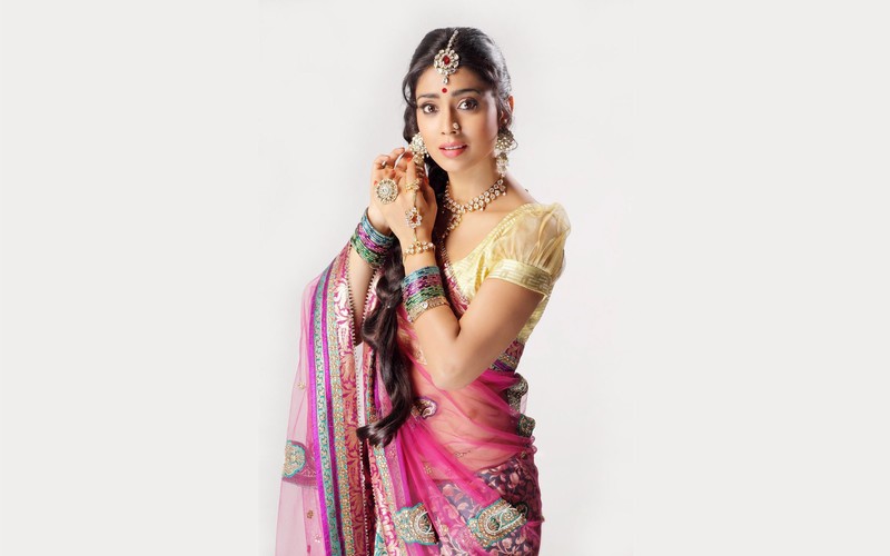 shriya saran, indian celebrities, girls, desi girls