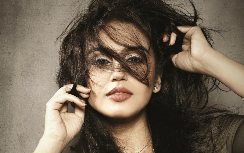 huma qureshi, indian celebrities, girls