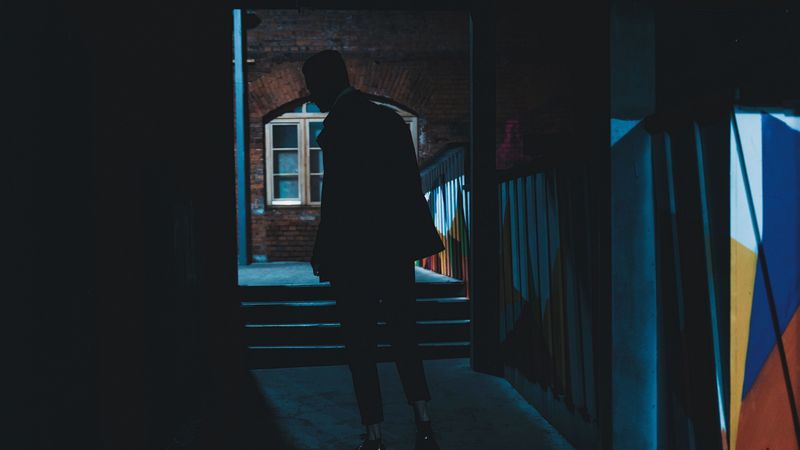silhouette, dark, alley, man, 4k