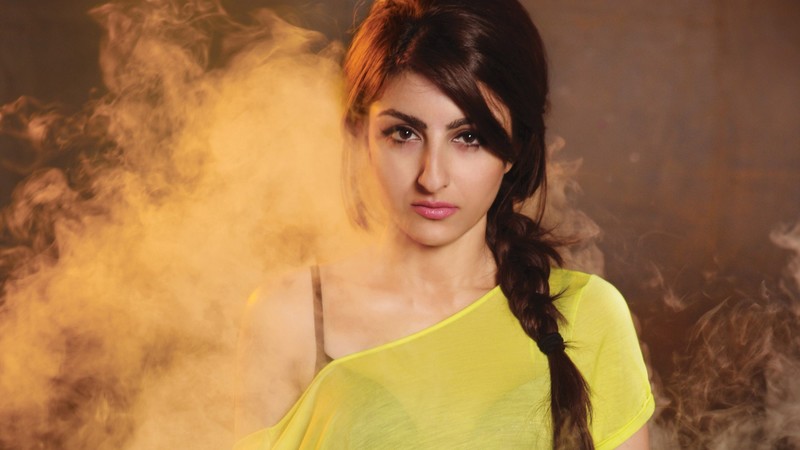 soha ali khan, indian celebrities, girls, desi girls