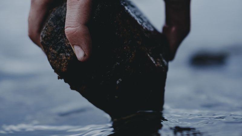 hand, stone, water, wet, 4k