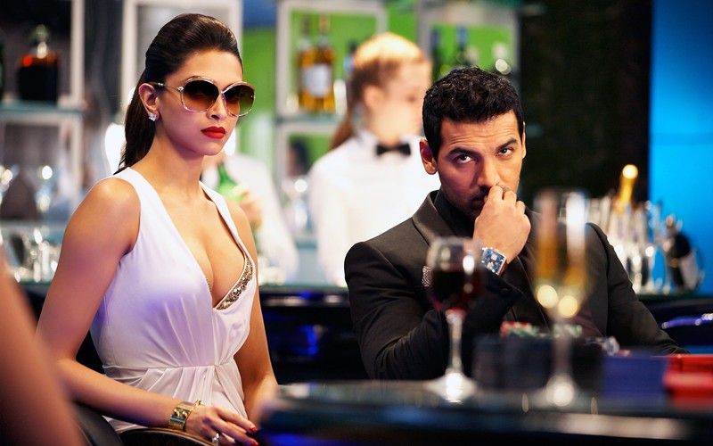 john abraham, indian celebrities, deepika padukone, girls, desi girls