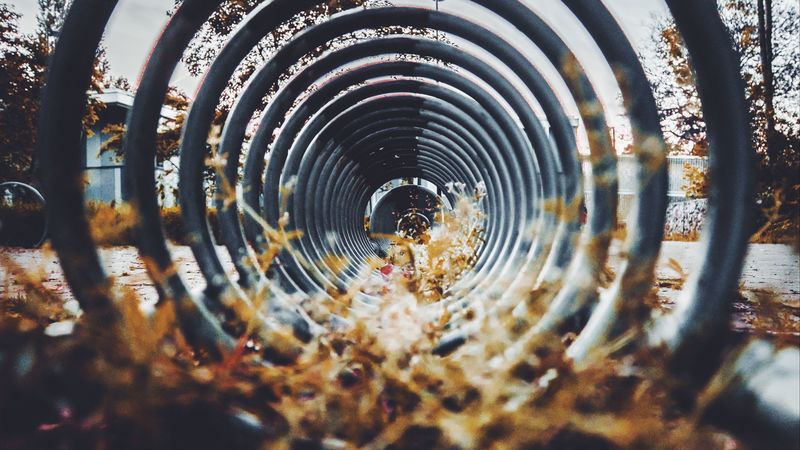 tunnel, rings, tube, grass, 4k