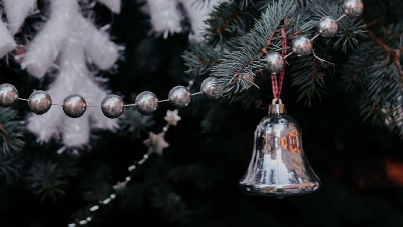 tree, garland, bell, decoration, new year, christmas, 4k