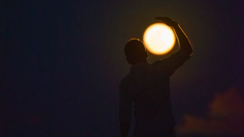 man, silhouette, moon, dark, illusion, 4k