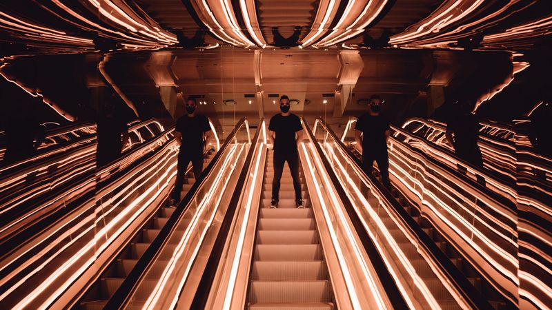 man, escalator, reflection, mirror, backlight, 4k