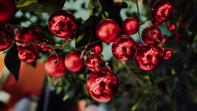 balls, decoration, red, new year, christmas, 4k
