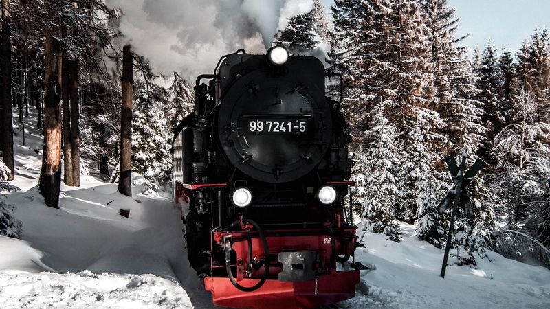 locomotive, train, smoke, snow, winter, 4k
