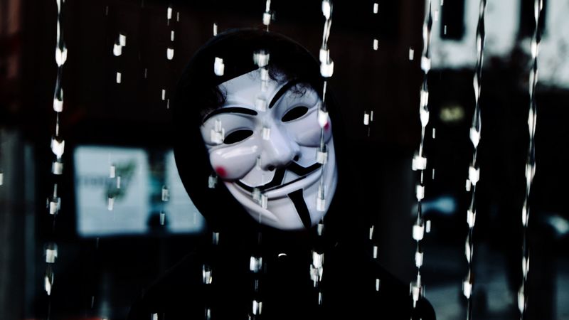 man, mask, anonymous, spray, water, 4k