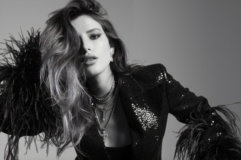 bella thorne, celebrities, girls, hd, 4k, monochrome, black and white, photoshoot