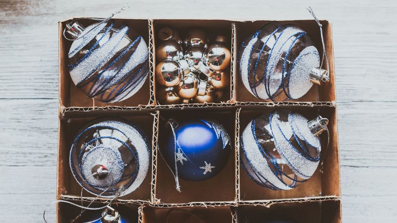 balls, decoration, new year, christmas, box, 4k