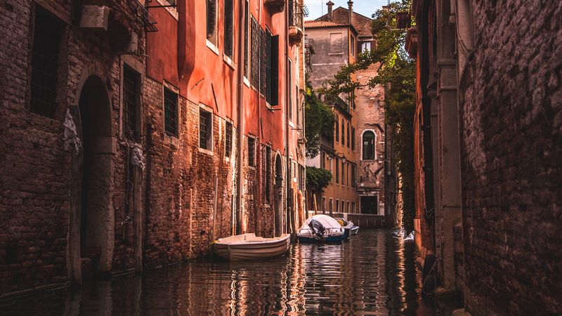 city, buildings, water, canal, venice, 4k