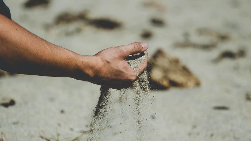 hand, sand, pour, beach, 4k
