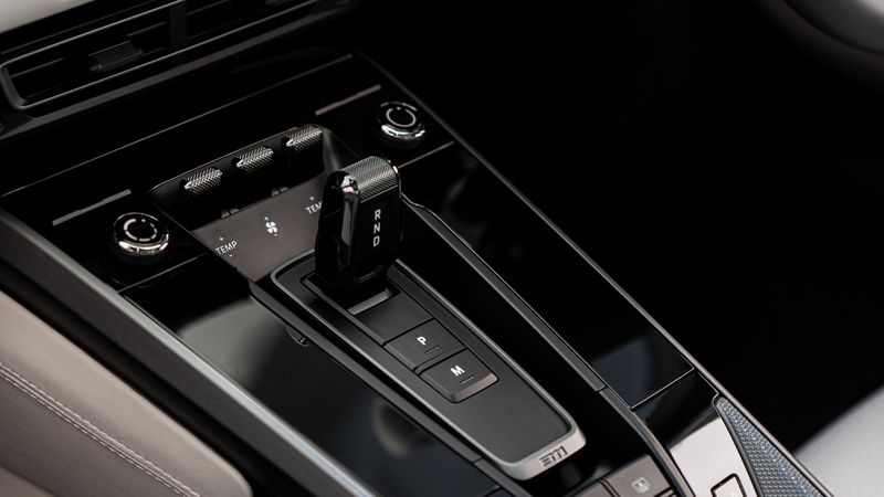 car, salon, control panel, buttons, black, 4k