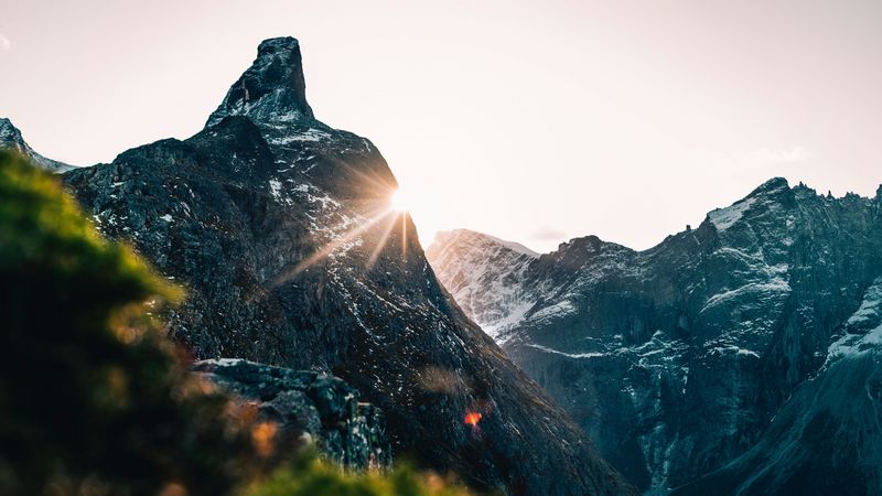 mountains, peak, sun, sunlight, landscape, 4k