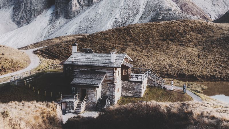 mountains, house, building, rocks, peak, 4k