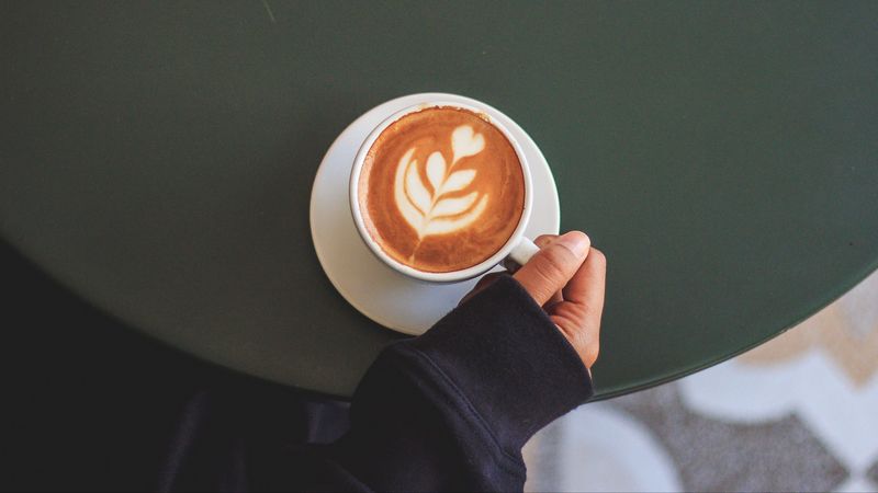 cup, coffee, hand, drink, foam, 4k