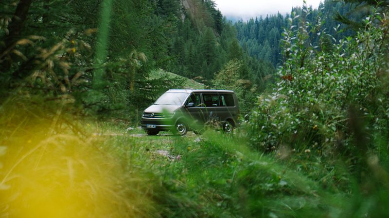 van, mountain, trees, grass, nature, 4k
