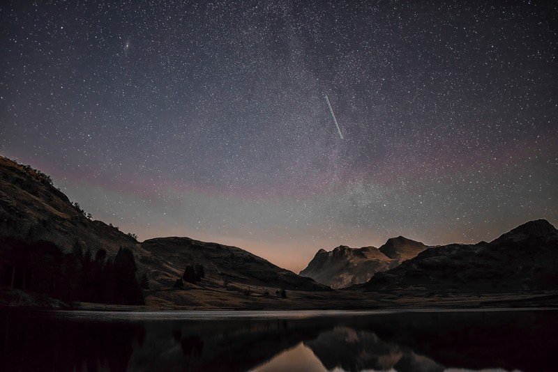 mountains, reflection, shooting star, nature, hd, 4k, 5k, 8k