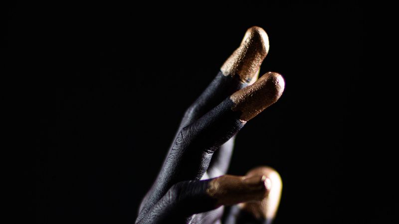 hand, fingers, paint, gesture, dark, 4k