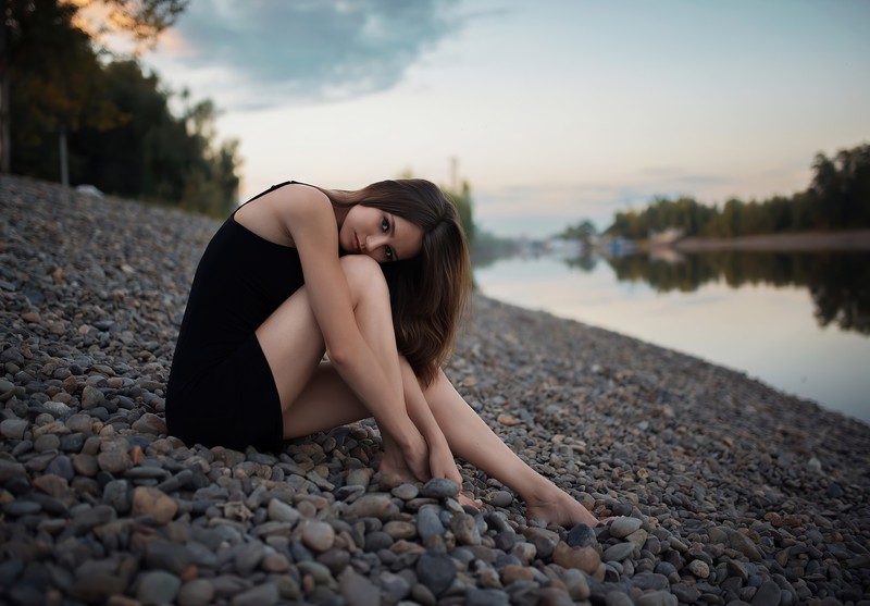 girls, model, hd, 4k, rocks, black dress