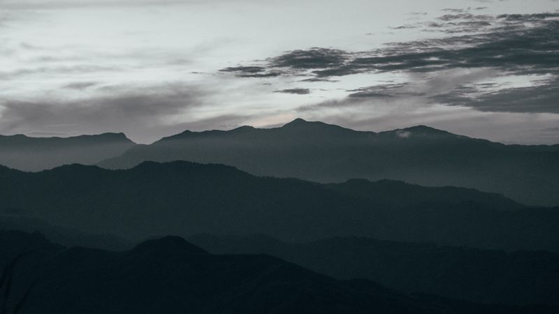 mountains, fog, dusk, dark, landscape, 4k
