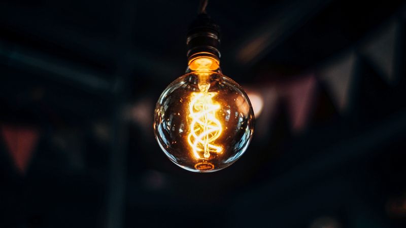 light bulb, edisons lamp, filament, light, electricity, 4k