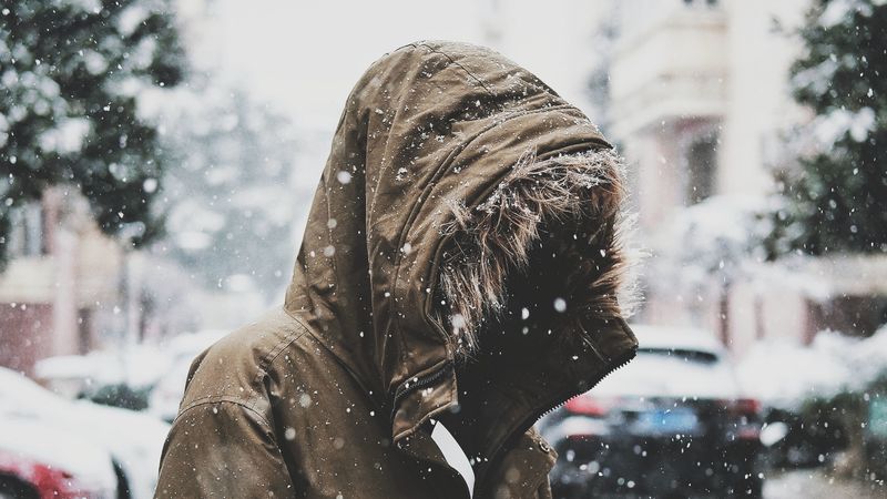 silhouette, jacket, hood, snow, winter, 4k