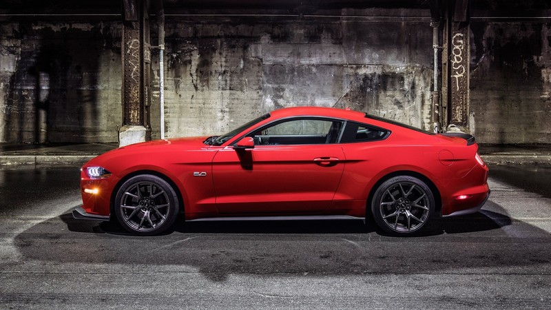 car, Ford Mustang, side view