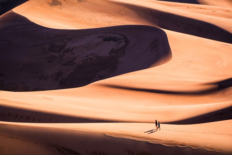 photography, environment, nature, landscape, people, walking, sand, dunes