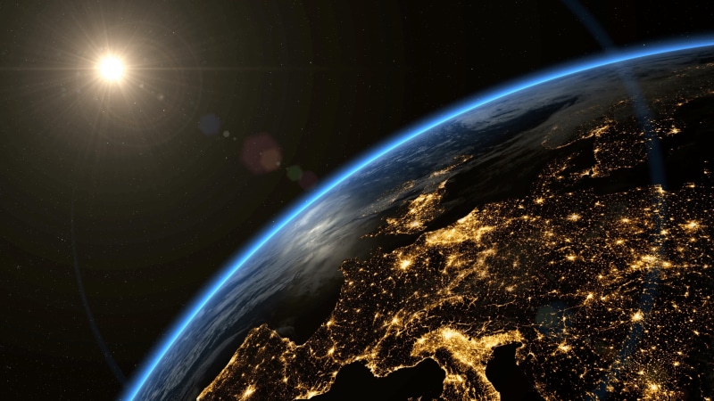 horizon, lens flare, earth, orbit, globe, continent, sun, world, satellite imagery, atmosphere, map, urbanization, city lights, night, europe, space, 4K