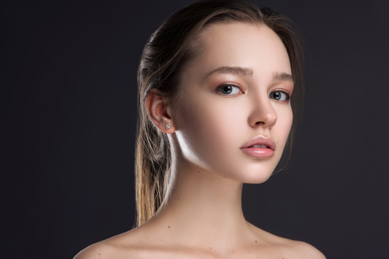 5K, teenager, human face, beautiful woman, one person, cut out, portrait, beautiful people, front view, contemplation, young adult, headshot, woman, make-up