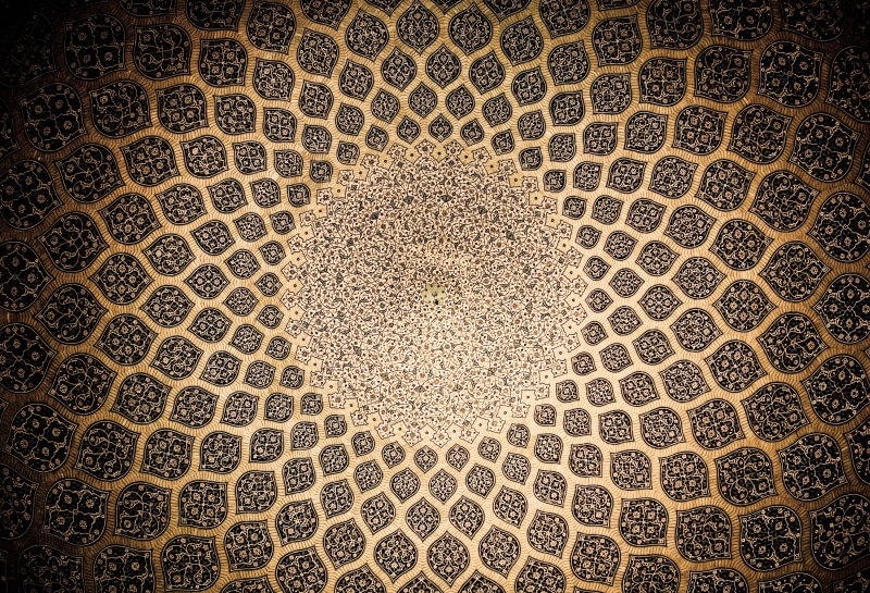 mosaic, floral pattern, circle, geometric shape, built structure, ceiling, indoors, ornate, shape, craft, black, islam, pattern, gold, geometrico, cupola