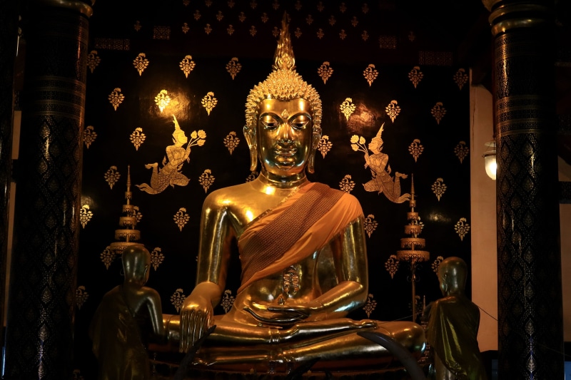 bangkok, wat, male likeness, gold Colored, ornate, 4K, building, gautama, place of worship, spirituality, indoors, human representation, built structure