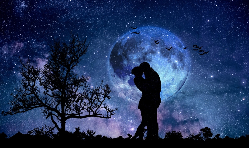 star - space, standing, space, 4K, moon, nature, night, man, real people, romance, time, star field, couple, outdoors, beauty in nature, galaxy, valentines day