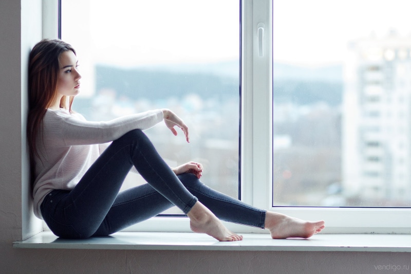 young Adult, slim, one Woman Only, profile, relaxation, yoga, 1080P, hairstyle, cute, barefoot, home Interior, skinny jeans, one Young Woman Only, beautiful