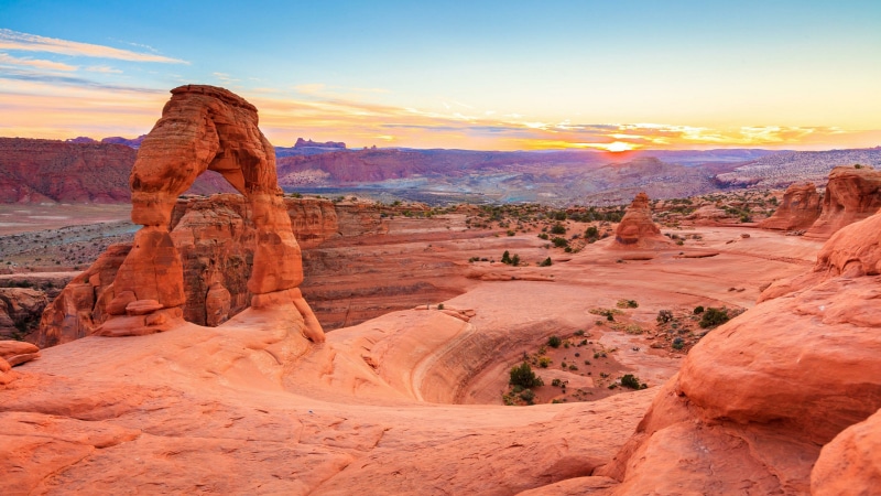 escarpment, badlands, arches national park, canyon, national park, united states, rock, sky, 4K, wilderness, tourist attraction, wadi, natural arch, geology