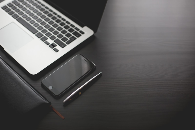 5K, indoors, laptop, global communications, computer equipment, copy space, black, close-up, communication, iphone 6, Office, Things, portable information device