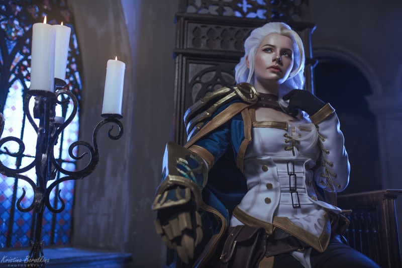 looking away, indoors, Jaina Proudmoore, video games, blue eyes, portrait, Warcraft, cosplay, white hair, armor, fantasy girl, World of Warcraft, women