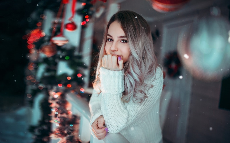 beautiful, model, beauty, celebration, brown eyes, near, illuminated, christmas Lights, new Years Day, season, 1080P, lifestyles, elegance, balcony, cheerful