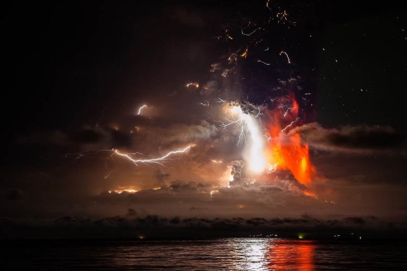 beauty in nature, power in nature, sky, cloud - sky, Chile, eruption, 720P, reflection, sign, water, lava, lightning, nature, outdoors, ominous, scenics - nature