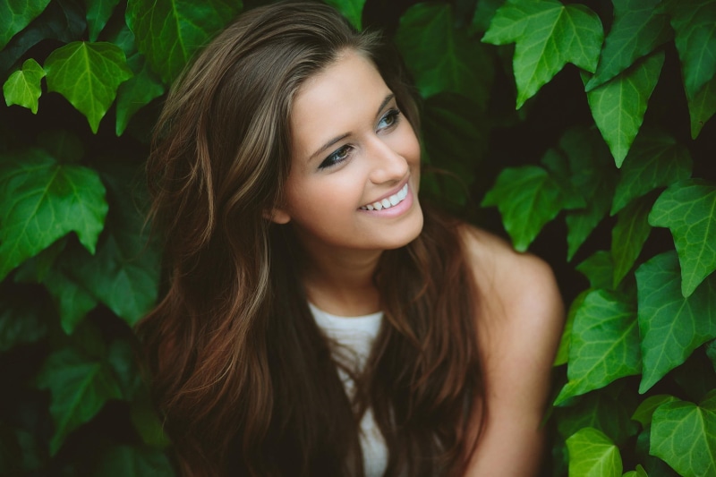 sleeveless, white, one Person, beauty, plant, nature, face, lifestyles, cheerful, hair, casual Clothing, looking At Camera, enjoyment, adults Only, cute