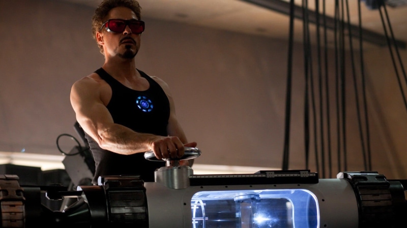 technology, waist up, indoors, s, The Avengers, tank, strength, one person, skill, Iron Man 2, sunglasses, Robert Downey Jr., standing, front view, young adult