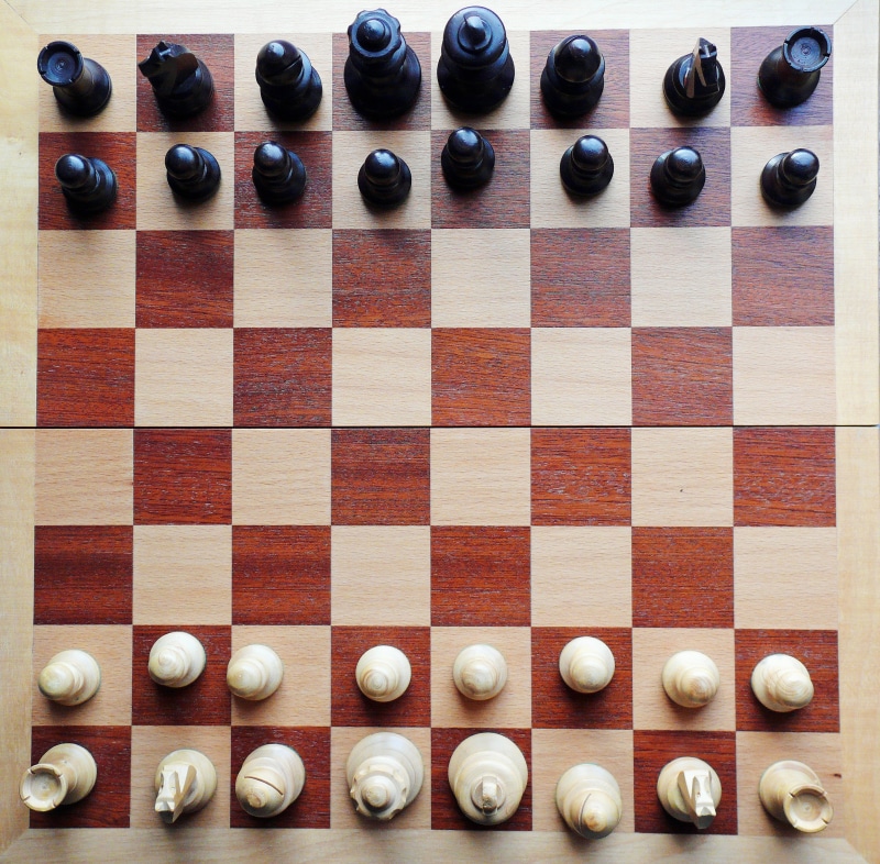 chess game, leisure, matt, guard, wood - material, no people, in a row, chess pieces, board game, high angle view, order, play, multi colored, large group of objects