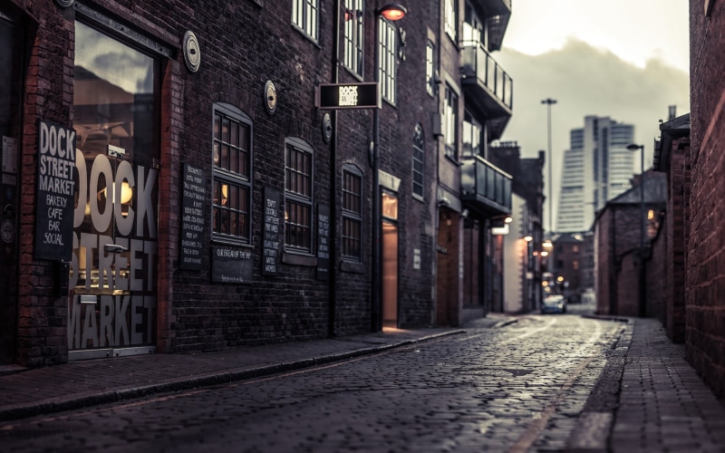 concrete, street Light, history, cultures, urban Scene, day, no People, row house, 1080P, footpath, direction, store, old-fashioned, brown, England, apartment