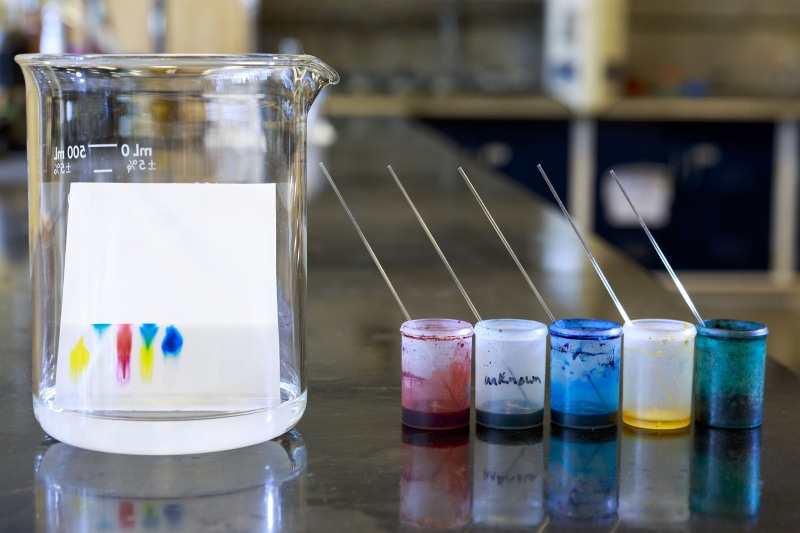 glass, liquid, healthcare and medicine, cellulose, solution, table, biotechnology, pharmacology, container, solvent, white, thin, laboratory glassware