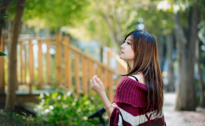 Park, Girl, profile view, young women, contemplation, casual clothing, Photography, standing, focus on foreground, lifestyles, day, great, shoulder, plant